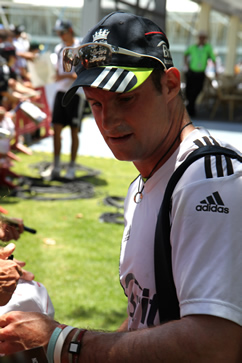 Andrew Strauss signing autographs